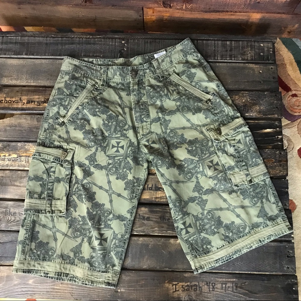 Blac Label Green Patterned Shorts
